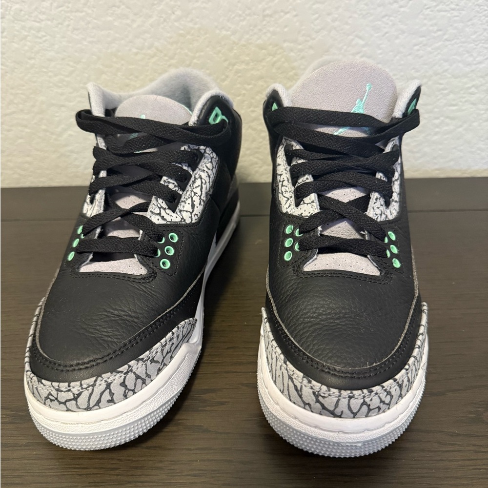 Air Jordan 4 retro (green glow)
